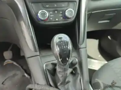 Здавання транспортного засобу opel zafira tourer c (p12) 2.0 cdti (75) року 2017 потужний a 20 dtl