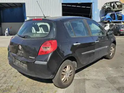 Scrapping Vehicle renault clio iii (br0/1, cr0/1) 1.2 16v (br02 br0j br11 cr02 cr0j cr11) of the year 2005 powered d4f 706|d4f 740|d4f 764
