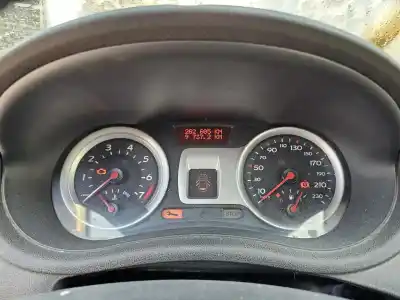 Scrapping Vehicle renault clio iii (br0/1, cr0/1) 1.2 16v (br02 br0j br11 cr02 cr0j cr11) of the year 2005 powered d4f 706|d4f 740|d4f 764