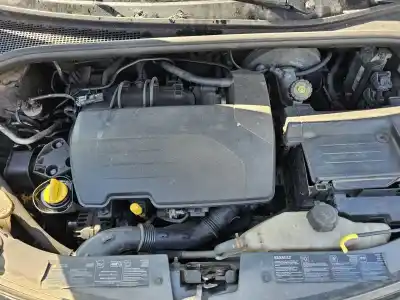 Scrapping Vehicle renault clio iii (br0/1, cr0/1) 1.2 16v (br02 br0j br11 cr02 cr0j cr11) of the year 2005 powered d4f 706|d4f 740|d4f 764