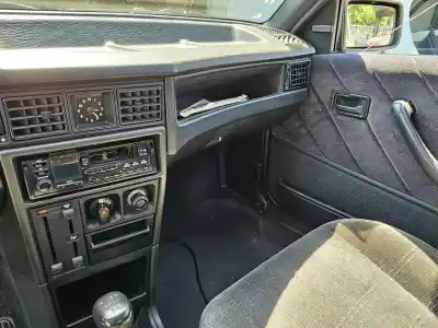 Veículo de Sucata opel kadett e (t85) 1.6 s (c19 d19) do ano 2006 alimentado 16 sh