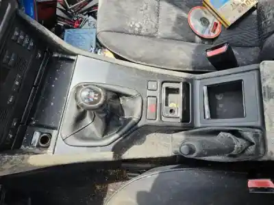 Scrapping Vehicle bmw 5 (e39) 520 d of the year 0 powered m47 d20 (204d1)