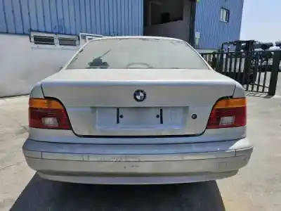 Scrapping Vehicle bmw 5 (e39) 520 d of the year 0 powered m47 d20 (204d1)