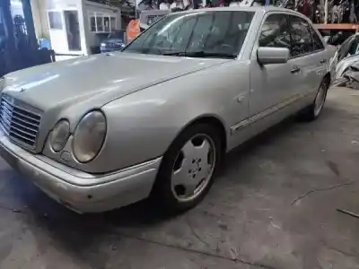 Hurda Aracı mercedes-benz e-class (w210) e 290 turbo-d (210.017) yılın 0 güçlü om 602.982