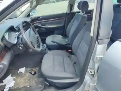 Здавання транспортного засобу audi a4 b5 avant (8d5) 1.9 tdi року 0 потужний 
