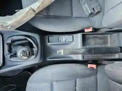 Здавання транспортного засобу audi a4 b5 avant (8d5) 1.9 tdi року 0 потужний 