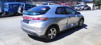 Veículo de Sucata honda civic viii hatchback (fn, fk) 1.4 (fk1 fn4) do ano 0 alimentado 