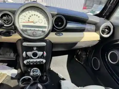 Здавання транспортного засобу mini mini (r56) cooper s року 0 потужний n12 b16 a