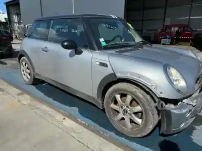 Здавання транспортного засобу mini mini (r50, r53) cooper року 0 потужний w10 b16 a