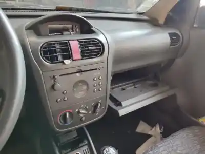 Здавання транспортного засобу opel corsa c (x01) 1.0 (f08. f68) року 0 потужний z 10 xe