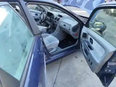 Verschrottungsfahrzeug renault laguna (b56) 1.6 16v rt des jahres 0 angetrieben k4m 720