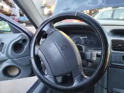 Verschrottungsfahrzeug renault laguna (b56) 1.6 16v rt des jahres 0 angetrieben k4m 720