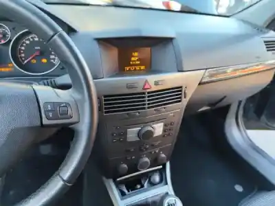 Здавання транспортного засобу opel astra h gtc (a04) 1.7 cdti (l08) року 0 потужний z 17 dth