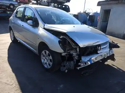 Veículo de Sucata peugeot 307 (3a/c) 1.4 hdi do ano 2001 alimentado 8hz (dv4td)