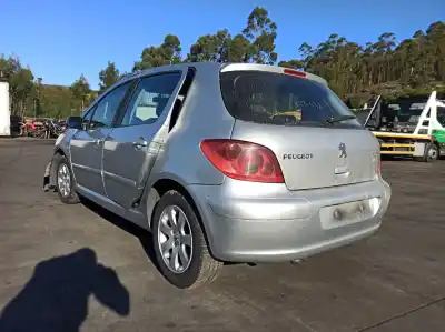 Veículo de Sucata peugeot 307 (3a/c) 1.4 hdi do ano 2001 alimentado 8hz (dv4td)