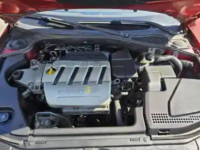 Véhicule à la ferraille renault laguna ii (bg0/1_) 1.8 16v (bg0b. bg0m) de l'année 2001 alimenté f4p 770