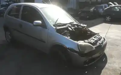 Vehicul casat opel corsa c (x01) 1.2 (f08, f68) al anului 2001 alimentat z 12 xe