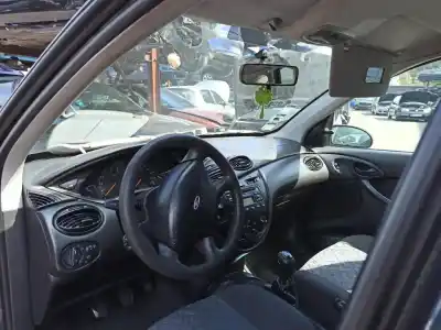 Scrapping Vehicle ford focus i (daw, dbw) 1.4 16v of the year 2001 powered 