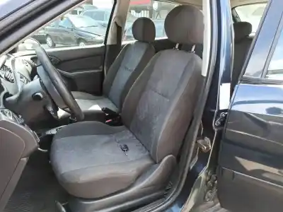 Scrapping Vehicle ford focus i (daw, dbw) 1.4 16v of the year 2001 powered 