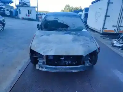 Veicolo di demolizione audi a3 (8p1) 1.6 dell'anno 2003 alimentato 