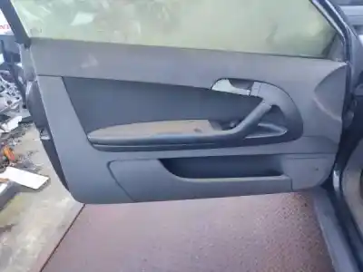 Veicolo di demolizione audi a3 (8p1) 1.6 dell'anno 2003 alimentato 