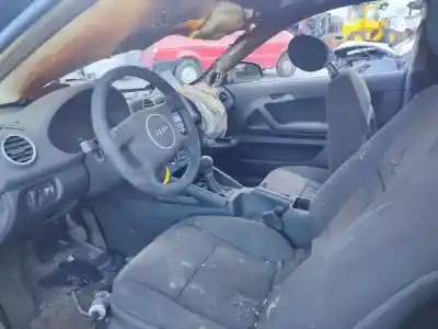 Veicolo di demolizione audi a3 (8p1) 1.6 dell'anno 2003 alimentato 