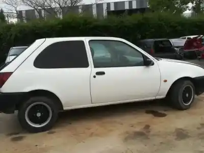Здавання транспортного засобу ford fiesta iv (ja_, jb_) 1.8 di року 0 потужний 
