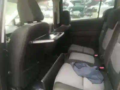 Veículo de Sucata mazda 5 (cr19) 2.0 cd (cr19) do ano 2005 alimentado rf7j