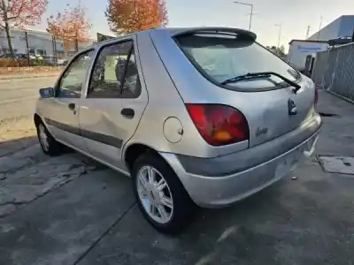 Здавання транспортного засобу ford fiesta iv (ja_, jb_) 1.25 i 16v року 0 потужний dha