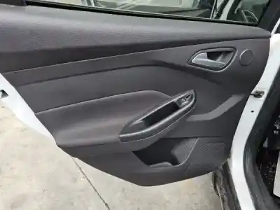 Sloopvoertuig ford focus iii 1.6 tdci van het jaar 0 aangedreven t1db