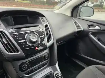 Sloopvoertuig ford focus iii 1.6 tdci van het jaar 0 aangedreven t1db