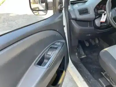 Vehículo de desguace fiat                                               doblo cargo (263_)                                                                                                                                                                                                                                         1.3 d multijet                                                                                                                                                                                                                                             del año 0 con motor 