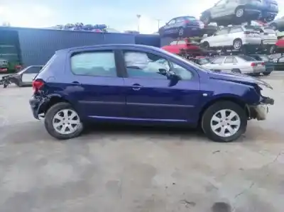 Veículo de Sucata peugeot 307 (3a/c) 1.4 hdi do ano 2003 alimentado 8hz (dv4td)