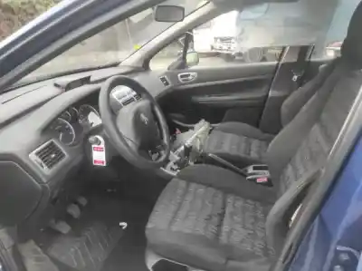 Veículo de Sucata peugeot 307 (3a/c) 1.4 hdi do ano 2003 alimentado 8hz (dv4td)