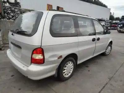 Veículo de Sucata kia carnival i (up) 2.9 tdi do ano 2000 alimentado j3