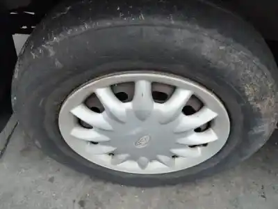 Veículo de Sucata kia carnival i (up) 2.9 tdi do ano 2000 alimentado j3