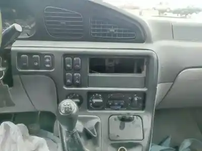 Veículo de Sucata kia carnival i (up) 2.9 tdi do ano 2000 alimentado j3