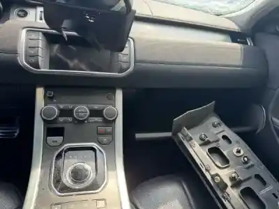 Scrapping Vehicle land rover range rover evoque (l538) 2.0 d 4x4 of the year 2017 powered 204dtd(aj20d4)