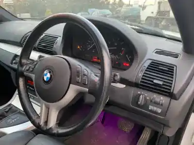 Veículo de Sucata bmw x5 (e53) 3.0i do ano 2003 alimentado m54 b30 (306s3)