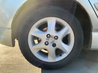 Veículo de Sucata toyota corolla sedán (_e12_) 1.6 vvt-i (zze121_) do ano 2006 alimentado 3zz-fe