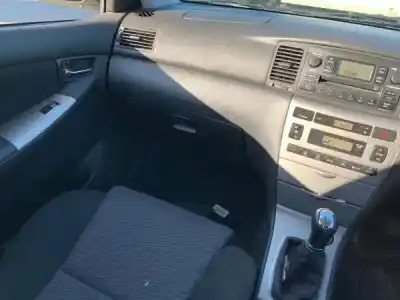 Veículo de Sucata toyota corolla sedán (_e12_) 1.6 vvt-i (zze121_) do ano 2006 alimentado 3zz-fe