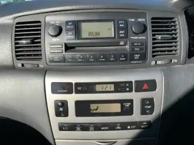 Veículo de Sucata toyota corolla sedán (_e12_) 1.6 vvt-i (zze121_) do ano 2006 alimentado 3zz-fe