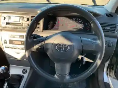 Veículo de Sucata toyota corolla sedán (_e12_) 1.6 vvt-i (zze121_) do ano 2006 alimentado 3zz-fe