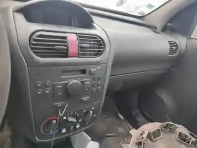 Veicolo di demolizione opel corsa c 1.3 16v cdti cat (z 13 dt / ln9) dell'anno 2005 alimentato z 13 dt
