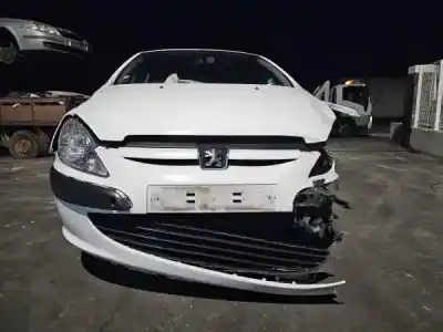 Veículo de Sucata peugeot 307 (3a/c) 1.4 hdi do ano 2006 alimentado 8hz (dv4td)