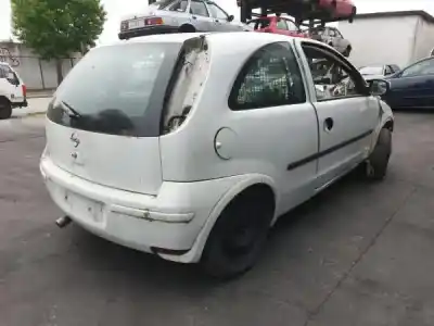 Sloopvoertuig opel corsa c 1.3 16v cdti cat (z 13 dt / ln9) van het jaar 2005 aangedreven 