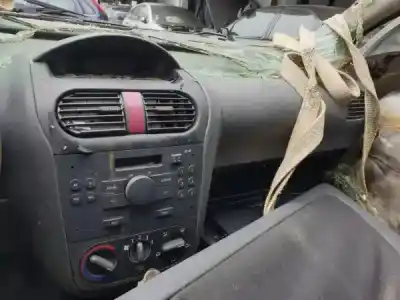 Sloopvoertuig opel corsa c 1.3 16v cdti cat (z 13 dt / ln9) van het jaar 2005 aangedreven 