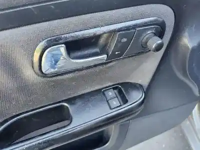 Vehicul casat seat ibiza iii (6l1) 1.2 al anului 2003 alimentat 