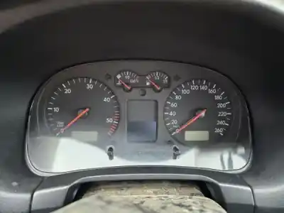 Veículo de Sucata volkswagen bora 1j2 1.9 tdi do ano 2005 alimentado ajm