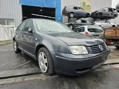 Veículo de Sucata volkswagen bora 1j2 1.9 tdi do ano 2005 alimentado ajm